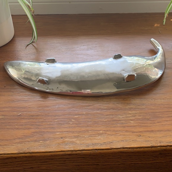 Silver Chile Pepper Serving Dish - Picture 2 of 2